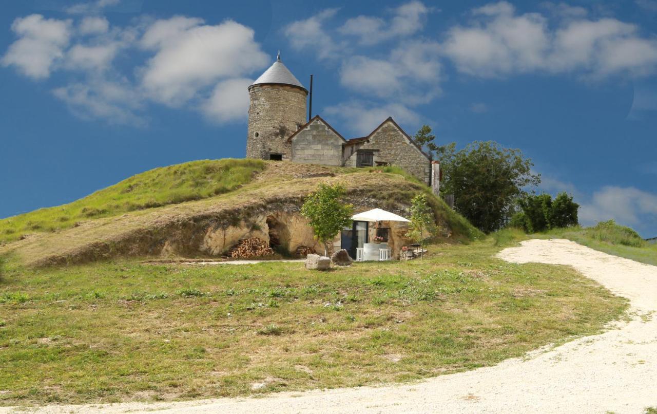 Вилла Le Moulin De La Motte Baudoin Нуае-сюр-Шер Экстерьер фото
